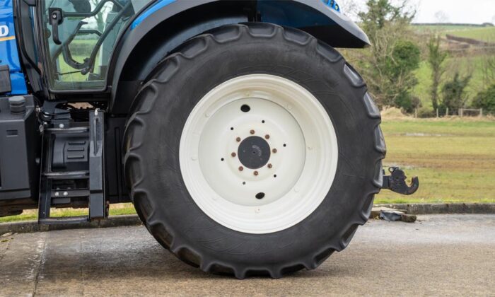 New Holland T6155 - Image 5